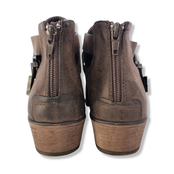 Pierre Dumas brown pointed toe Western faux leather booties- size 7 - Picture 6 of 10